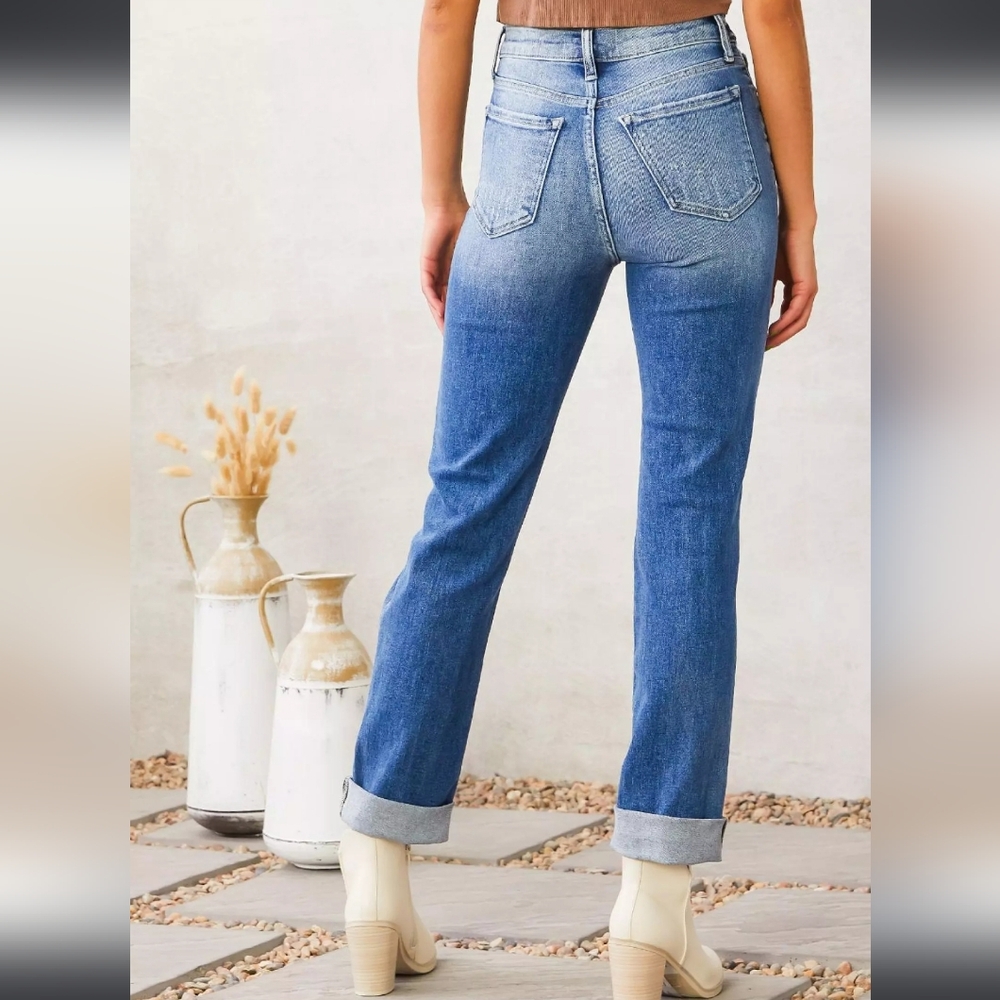 Willow & Root The Mom Fit Distressed High-Rise Jeans - Picture 3 of 15
